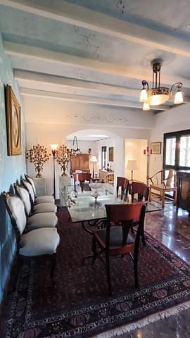 3 bedroom Villa for sale in Guadalest with garage - € 530,000 (Ref: 9402850)