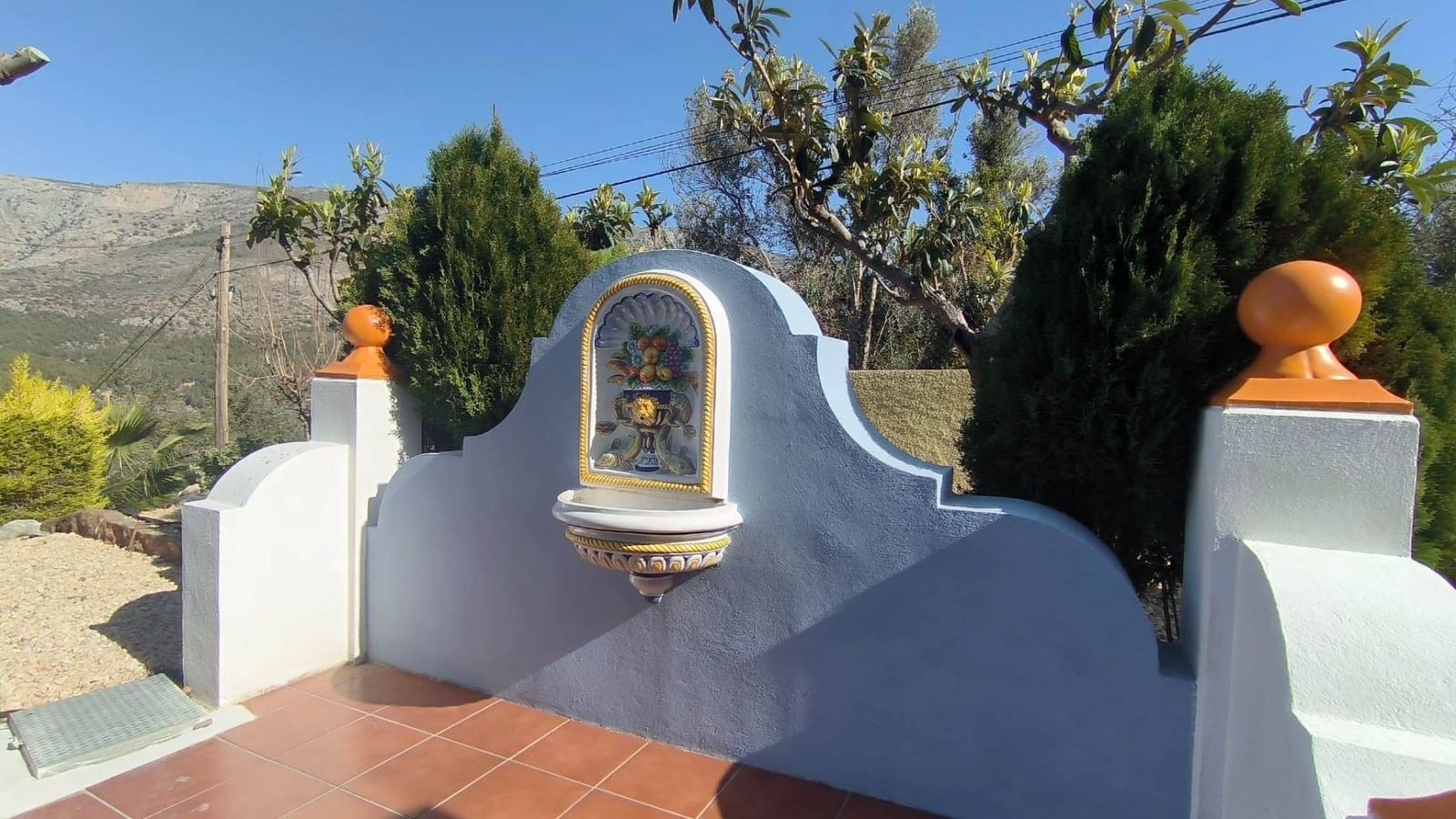 3 bedroom Villa for sale in Guadalest with garage - € 530,000 (Ref: 9402850)