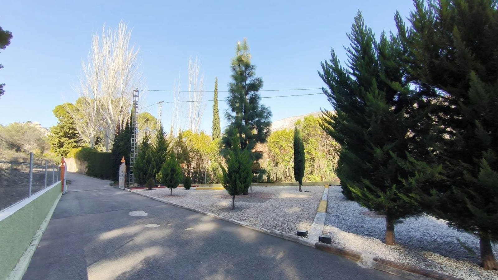 3 bedroom Villa for sale in Guadalest with garage - € 530,000 (Ref: 9402850)