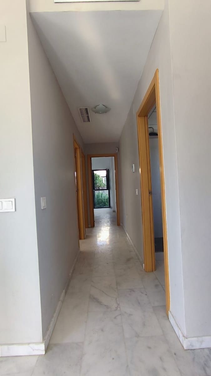 Chalet de 3 habitaciones en Polop en venta con piscina garaje - 435.000 € (Ref: 9445755)