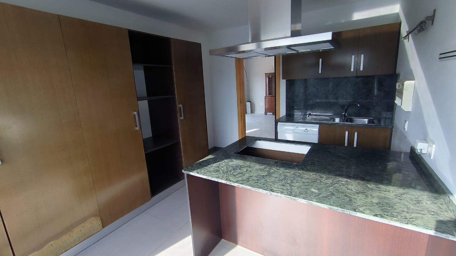 Chalet de 3 habitaciones en Polop en venta con piscina garaje - 435.000 € (Ref: 9445755)