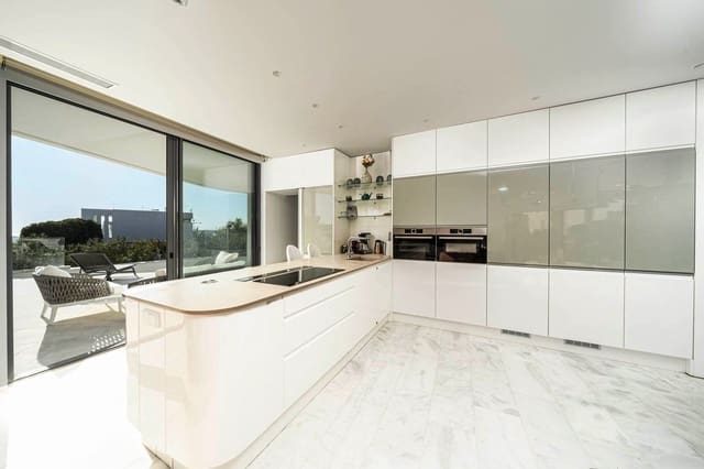 4 makuuhuone Huvila myytävänä paikassa Finestrat mukana uima-altaan 
autotalli - 1 320 000 € (Ref: 9542995)