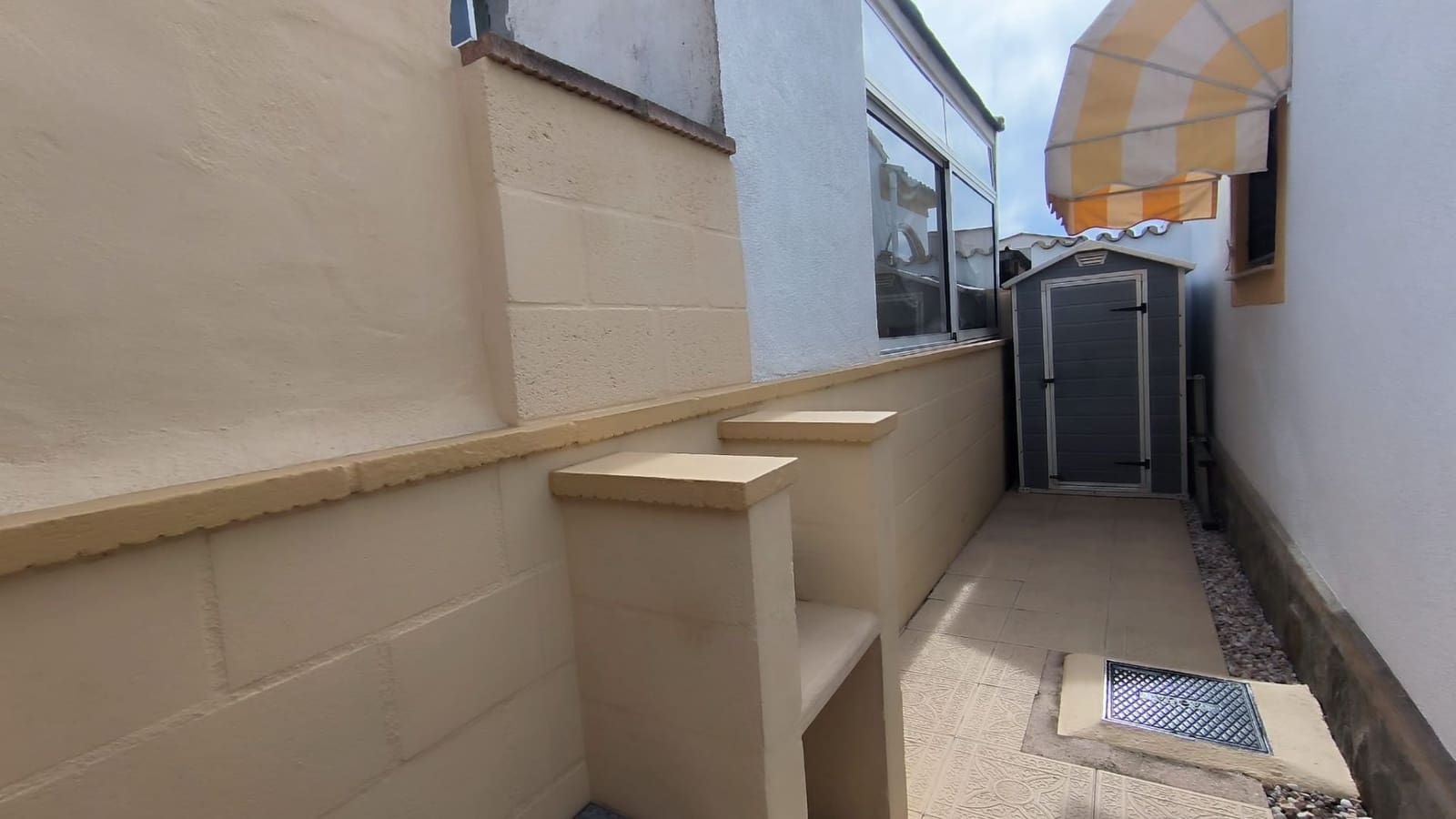 2 soveværelse Villa til salg i Polop med swimmingpool garage - € 283.500 (Ref: 9560864)