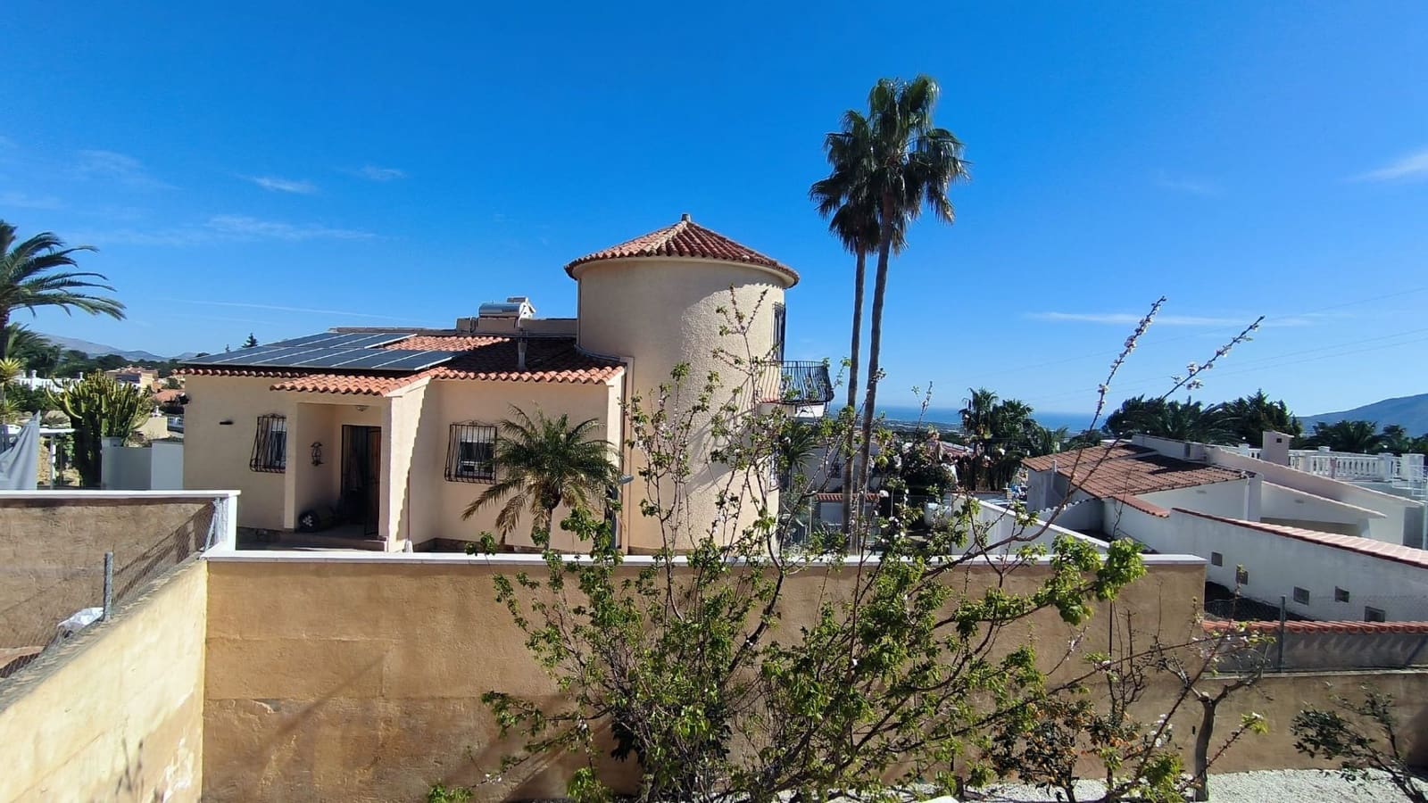 3 sypialnia Willa na sprzedaż w La Nucia z basenem garażem - 380 000 € (Ref: 9636403)