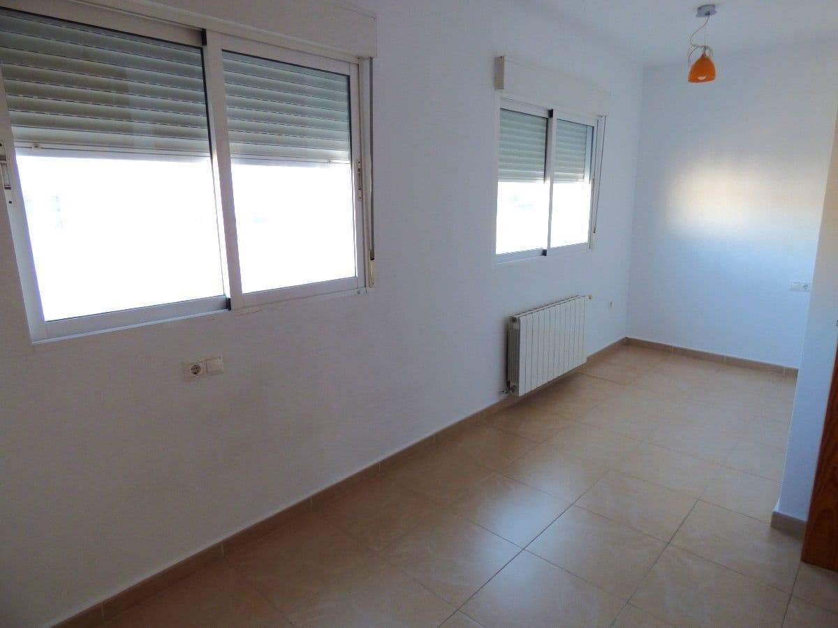 2 makuuhuone Huvila myytävänä paikassa Polop mukana uima-altaan 
autotalli - 223 000 € (Ref: 9643709)