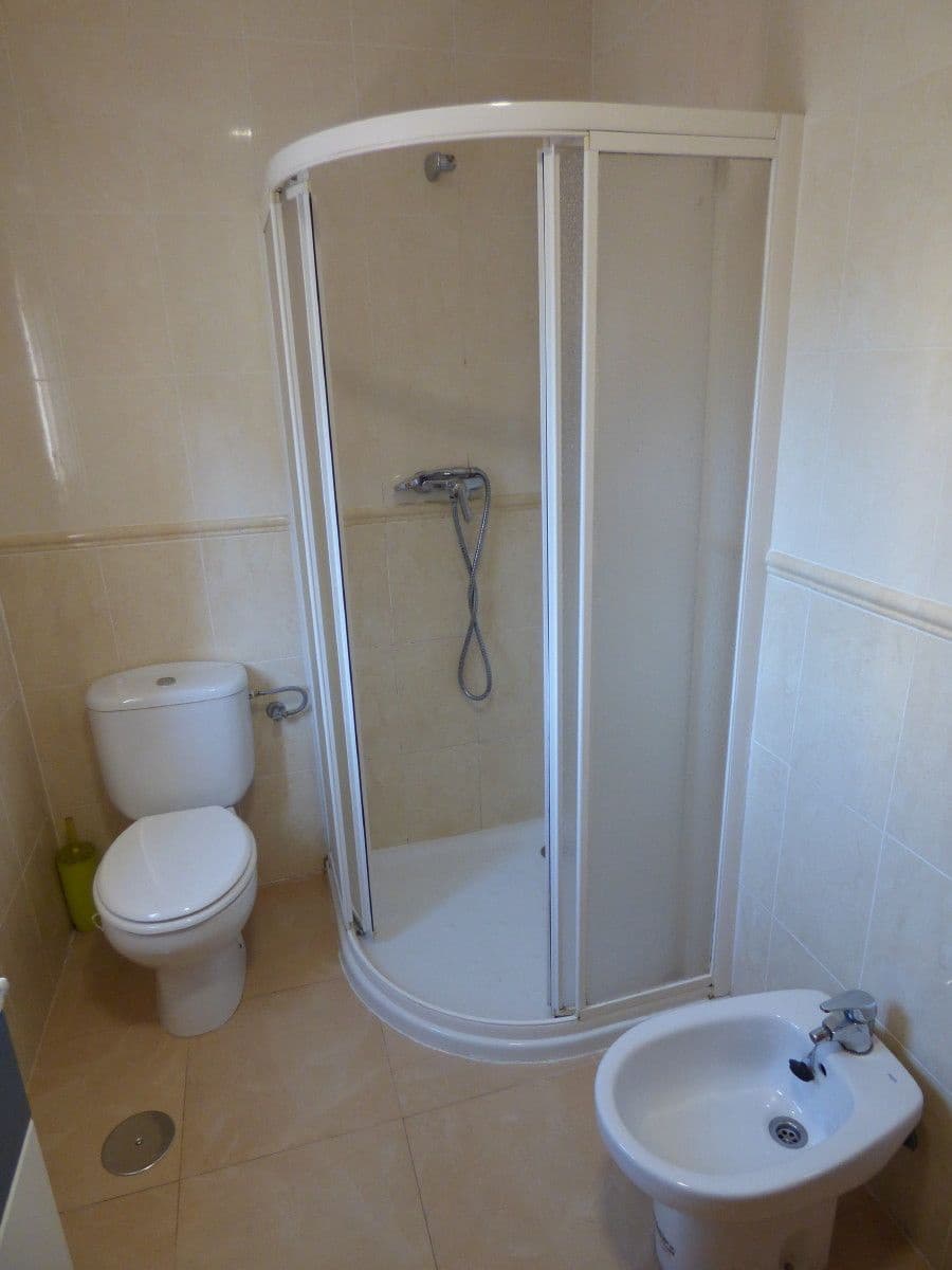 2 makuuhuone Huvila myytävänä paikassa Polop mukana uima-altaan 
autotalli - 223 000 € (Ref: 9643709)