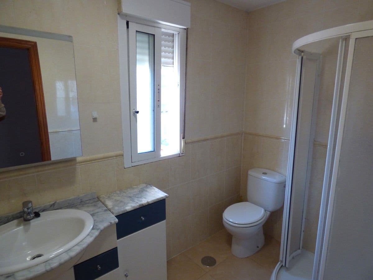 2 makuuhuone Huvila myytävänä paikassa Polop mukana uima-altaan 
autotalli - 223 000 € (Ref: 9643709)