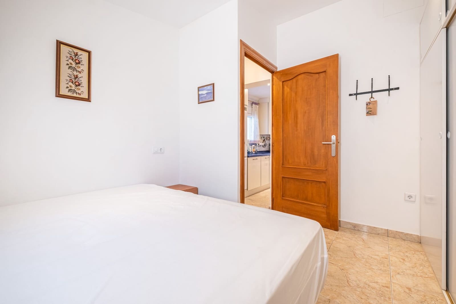 3 sypialnia Willa na sprzedaż w Alfaz del Pi / L'Alfas del Pi z basenem garażem - 385 000 € (Ref: 9665873)