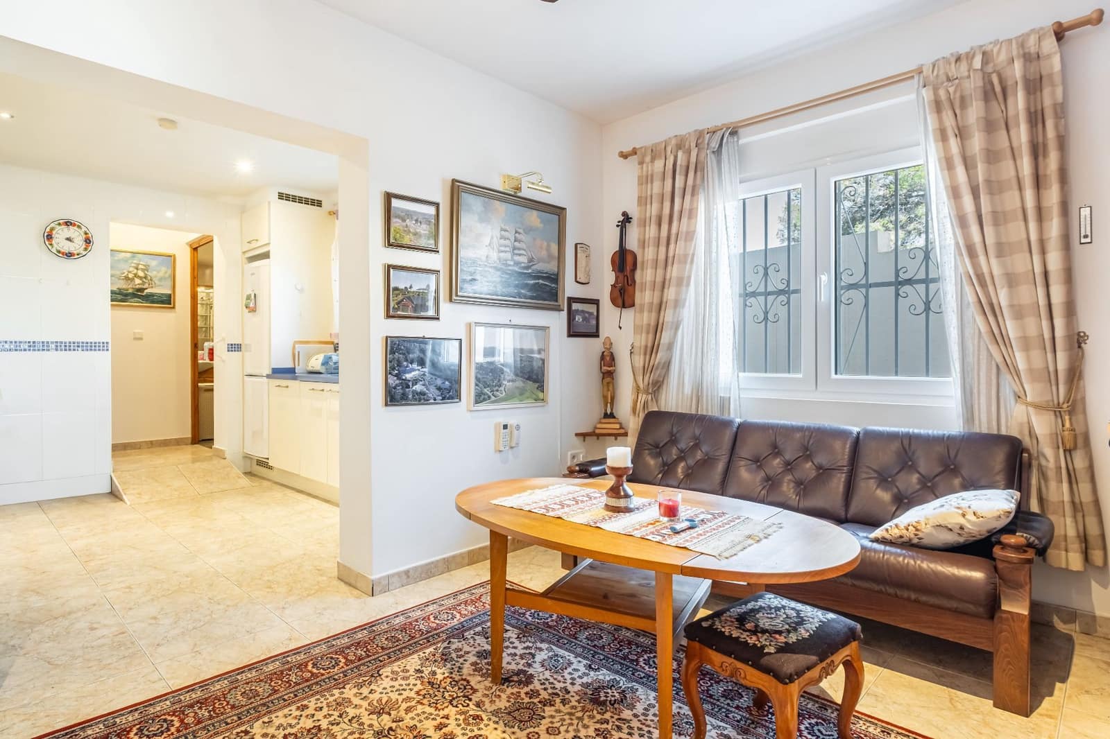 3 sypialnia Willa na sprzedaż w Alfaz del Pi / L'Alfas del Pi z basenem garażem - 385 000 € (Ref: 9665873)