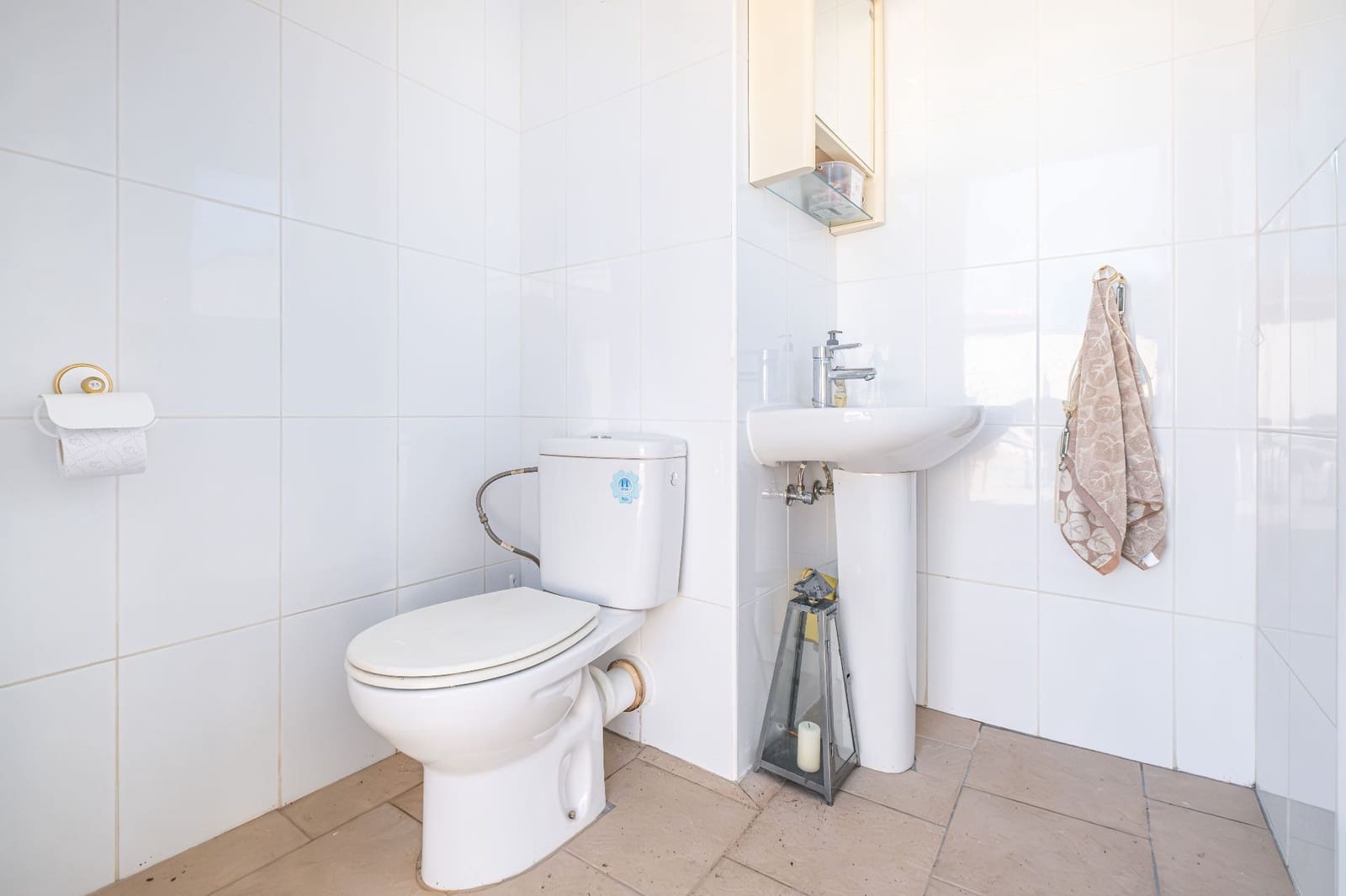 3 sypialnia Willa na sprzedaż w Alfaz del Pi / L'Alfas del Pi z basenem garażem - 385 000 € (Ref: 9665873)