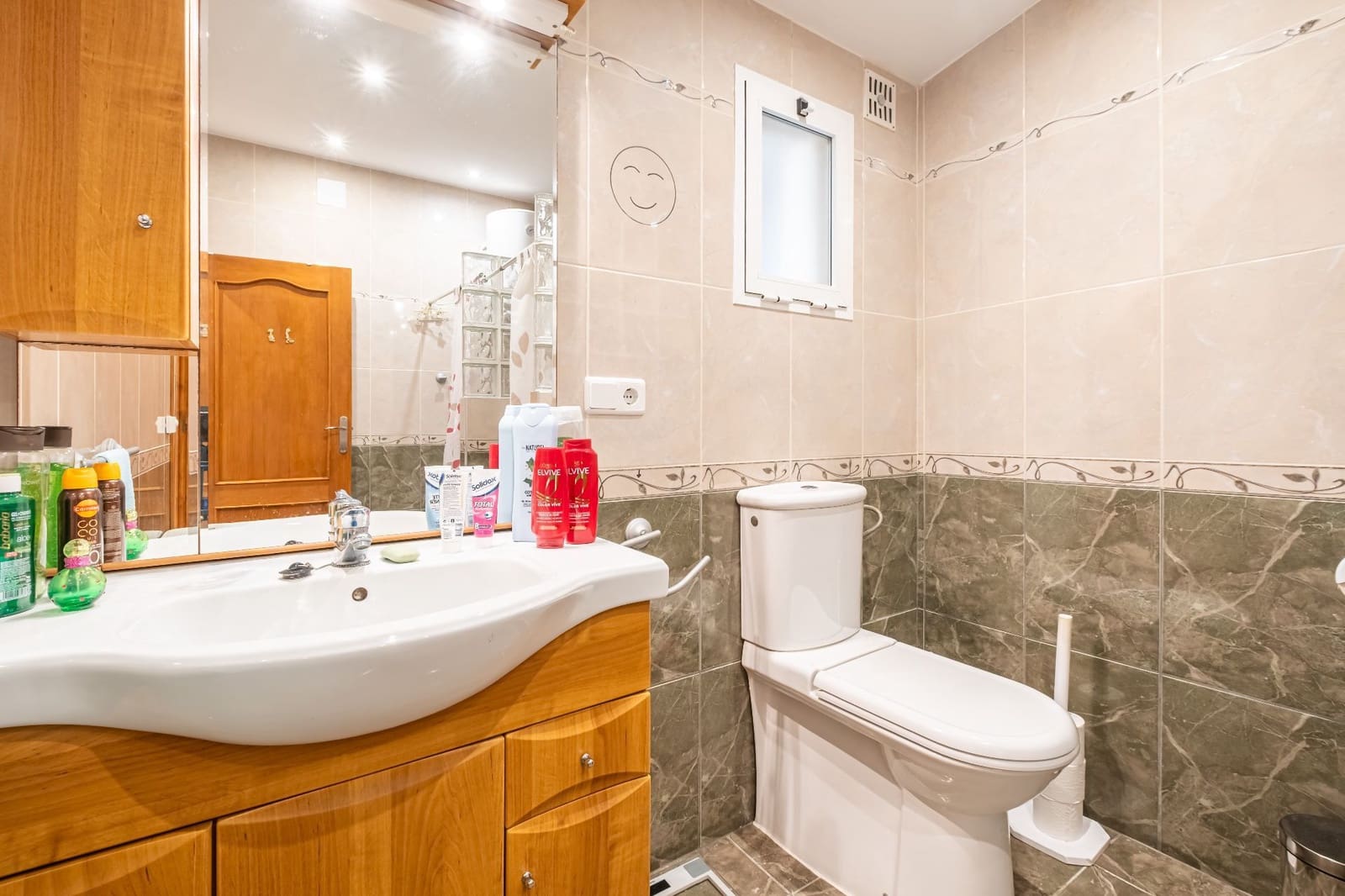 3 sypialnia Willa na sprzedaż w Alfaz del Pi / L'Alfas del Pi z basenem garażem - 385 000 € (Ref: 9665873)