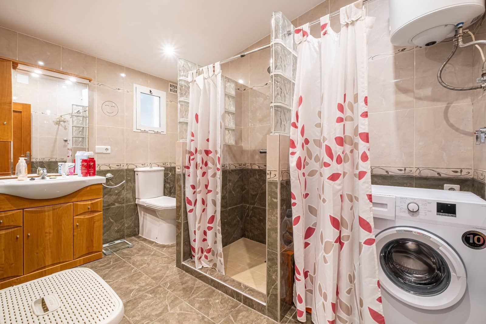 3 sypialnia Willa na sprzedaż w Alfaz del Pi / L'Alfas del Pi z basenem garażem - 385 000 € (Ref: 9665873)