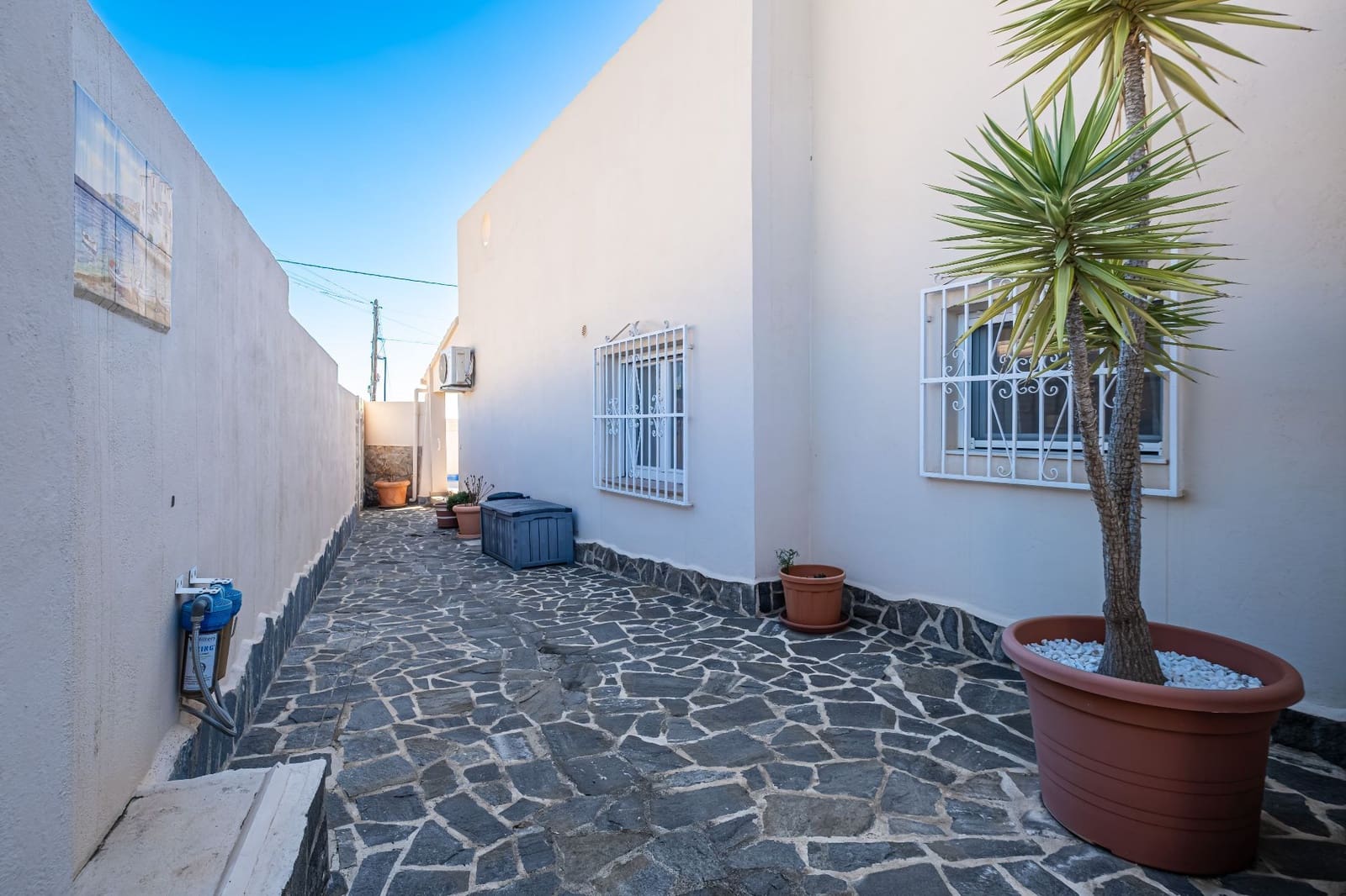 3 sypialnia Willa na sprzedaż w Alfaz del Pi / L'Alfas del Pi z basenem garażem - 385 000 € (Ref: 9665873)