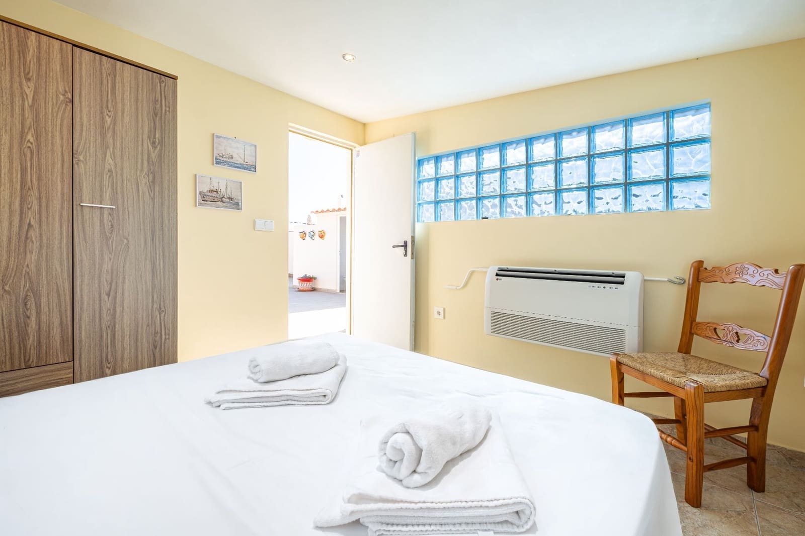 3 sypialnia Willa na sprzedaż w Alfaz del Pi / L'Alfas del Pi z basenem garażem - 385 000 € (Ref: 9665873)