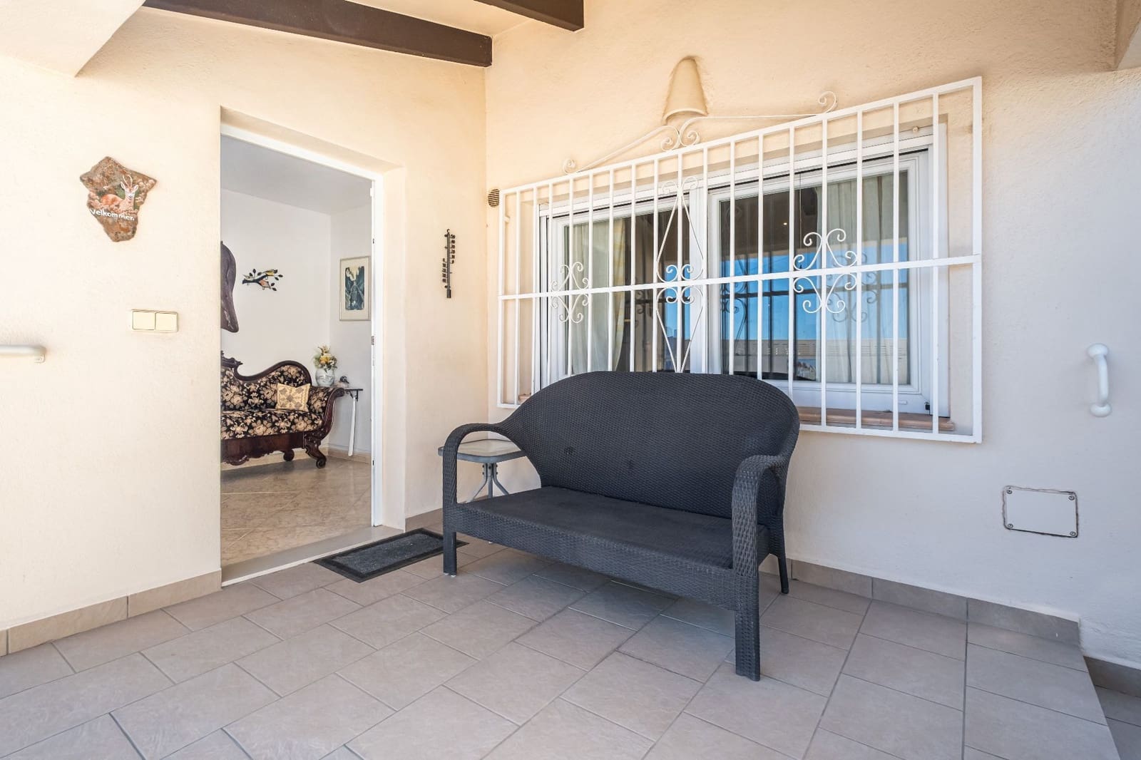 3 sypialnia Willa na sprzedaż w Alfaz del Pi / L'Alfas del Pi z basenem garażem - 385 000 € (Ref: 9665873)