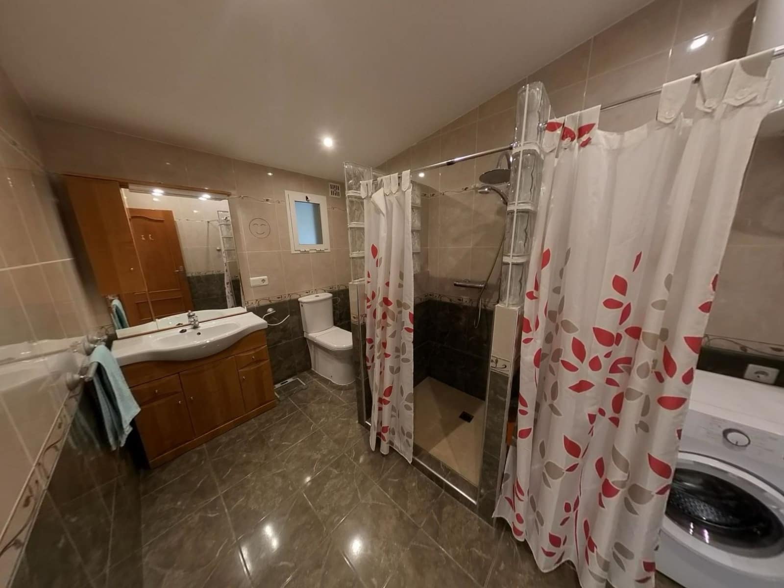 3 makuuhuone Huvila myytävänä paikassa Alfaz del Pi / L'Alfas del Pi mukana uima-altaan 
autotalli - 385 000 € (Ref: 9665873)