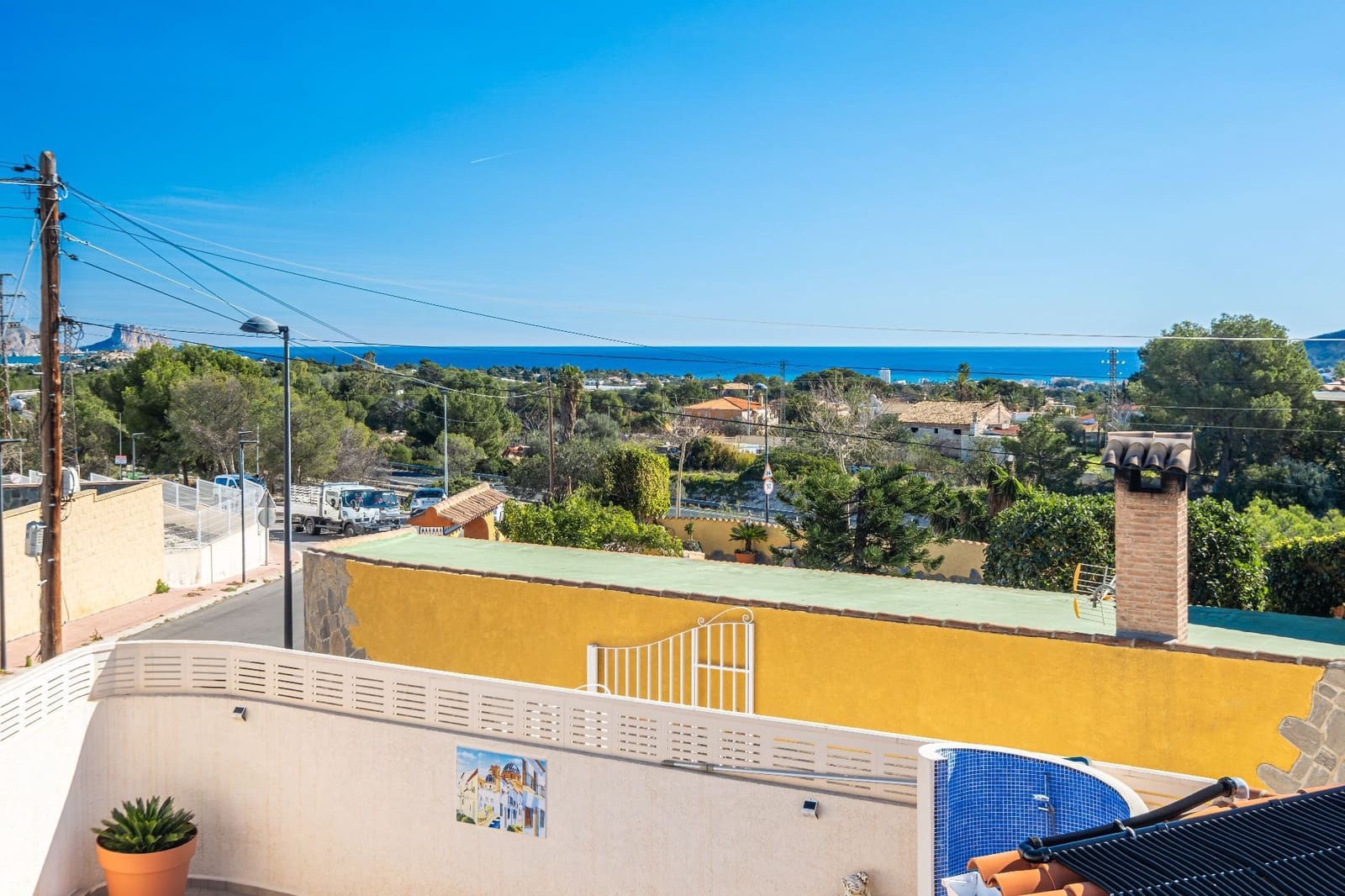 3 bedroom Villa for sale in Alfaz del Pi / L'Alfas del Pi with pool garage - € 385,000 (Ref: 9665873)