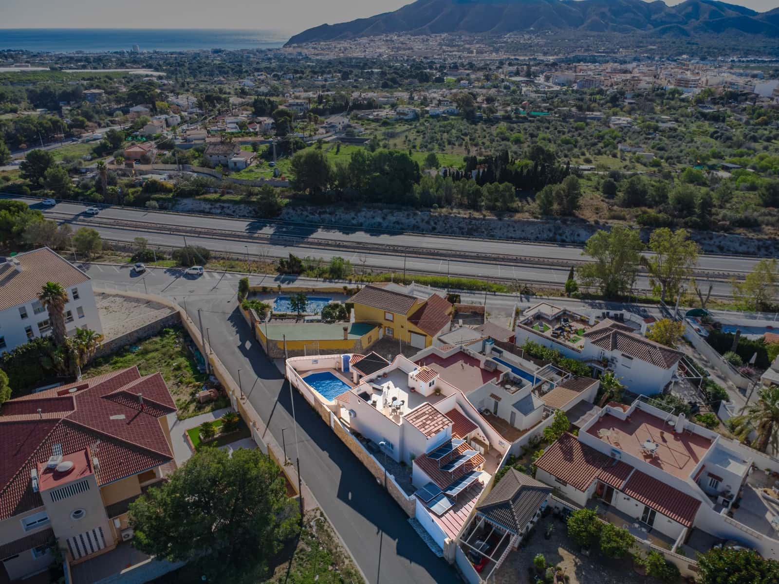 3 bedroom Villa for sale in Alfaz del Pi / L'Alfas del Pi with pool garage - € 385,000 (Ref: 9665873)