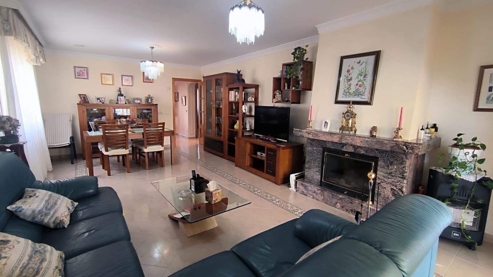 4 quarto Moradia para venda em La Nucia com piscina garagem - 420 000 € (Ref: 9755281)