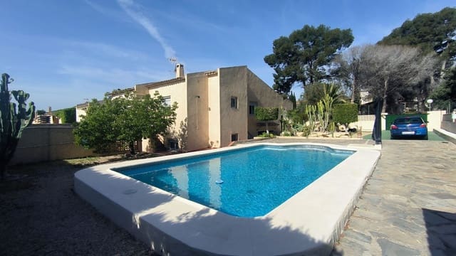 4 quarto Moradia para venda em La Nucia com piscina garagem - 420 000 € (Ref: 9755281)