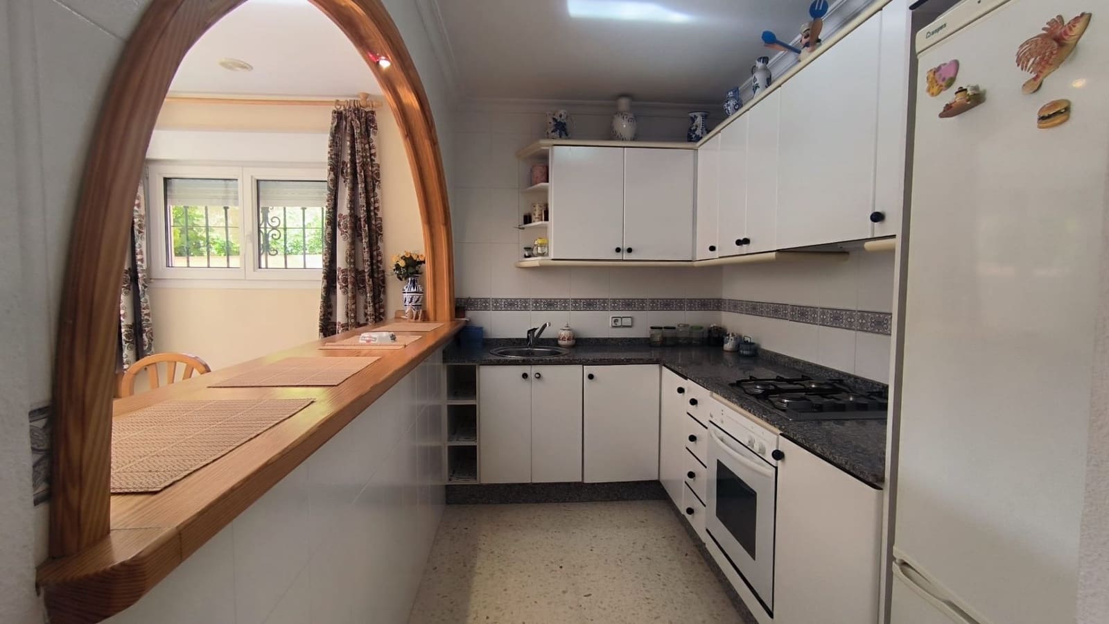 4 quarto Moradia para venda em La Nucia com piscina garagem - 420 000 € (Ref: 9755281)