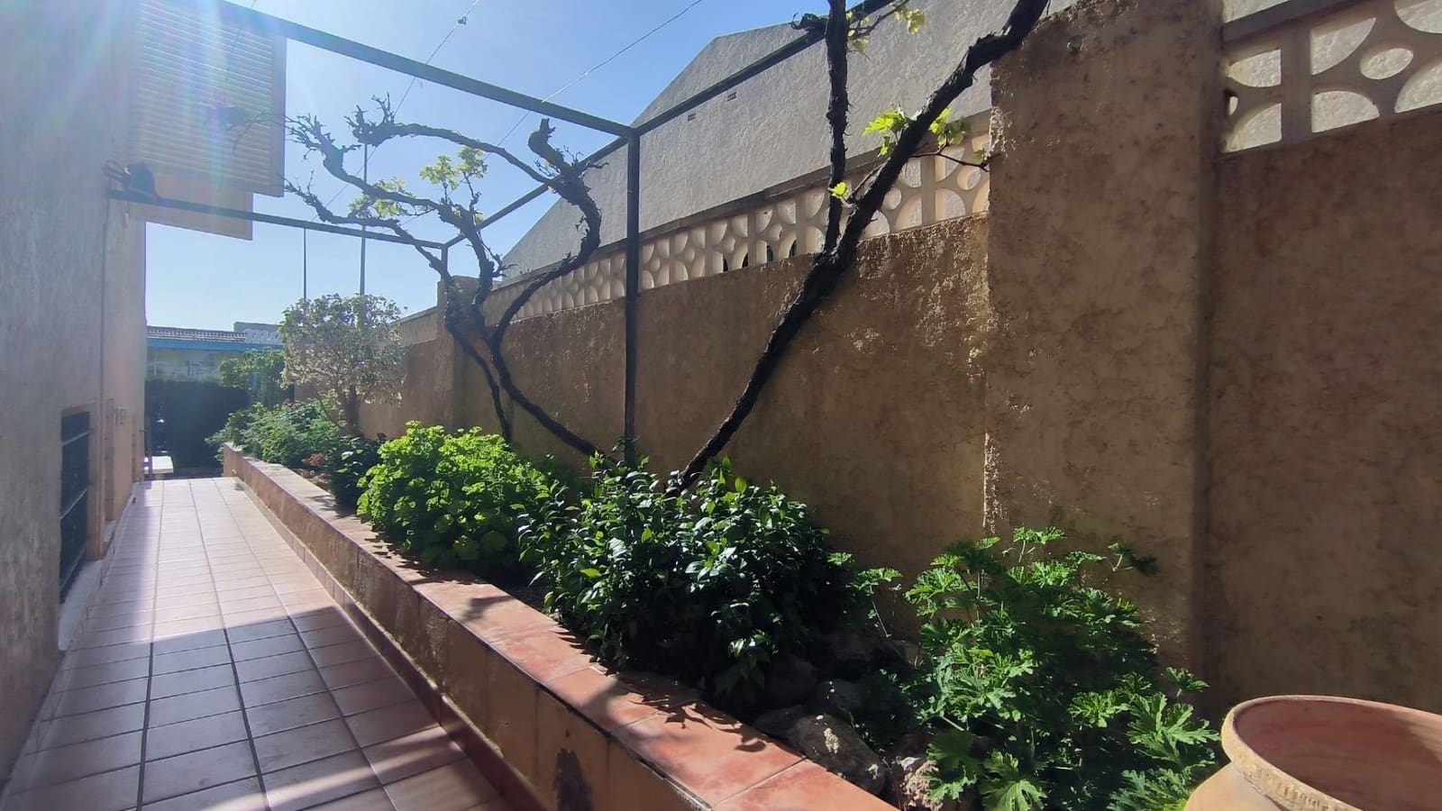 4 quarto Moradia para venda em La Nucia com piscina garagem - 420 000 € (Ref: 9755281)