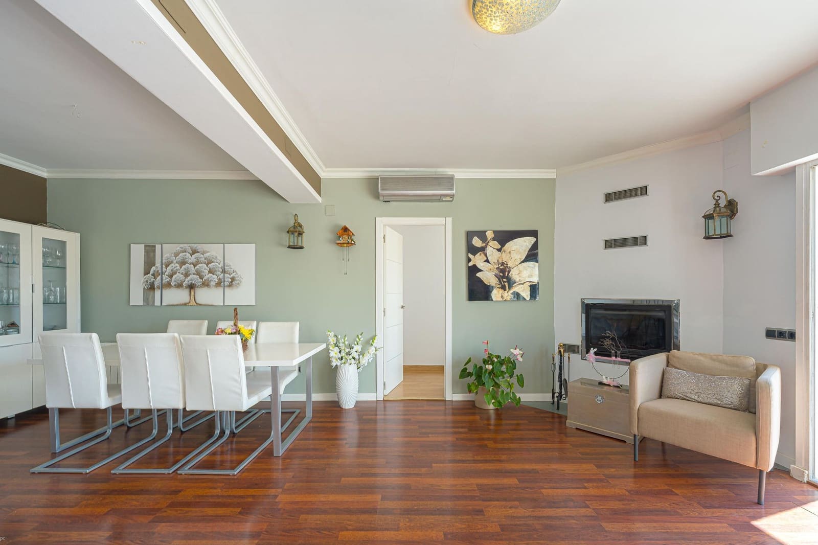 4 soveværelse Villa til salg i La Nucia med swimmingpool garage - € 575.000 (Ref: 9807630)