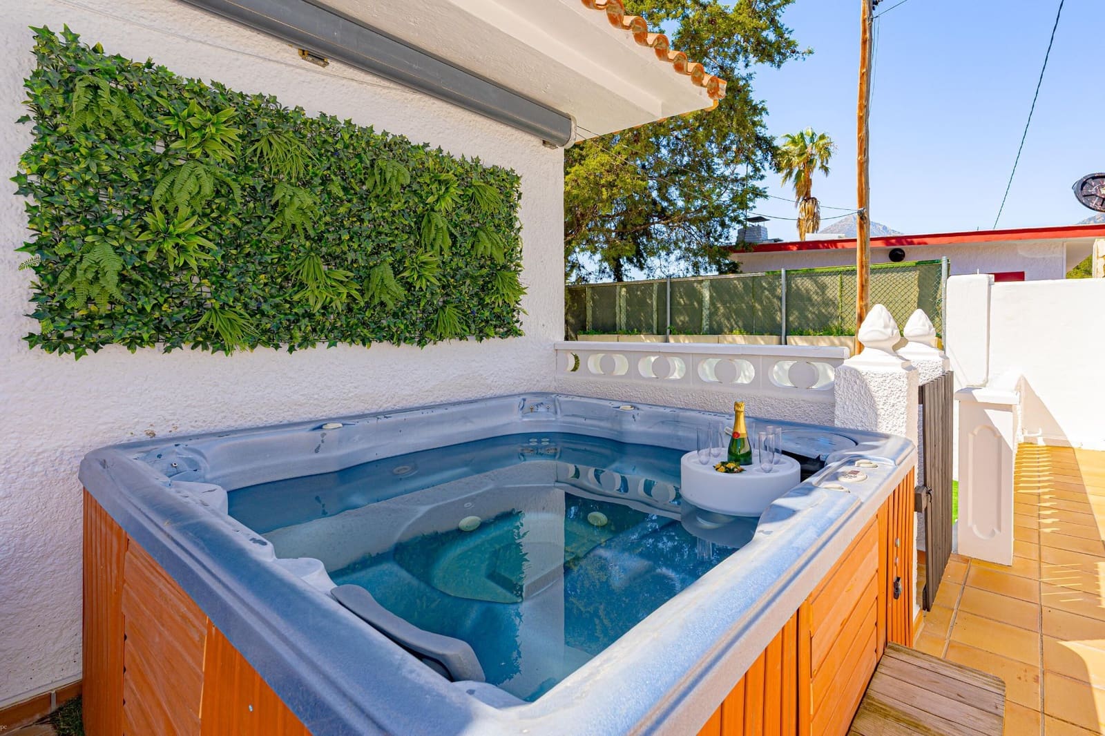 4 soveværelse Villa til salg i La Nucia med swimmingpool garage - € 575.000 (Ref: 9807630)