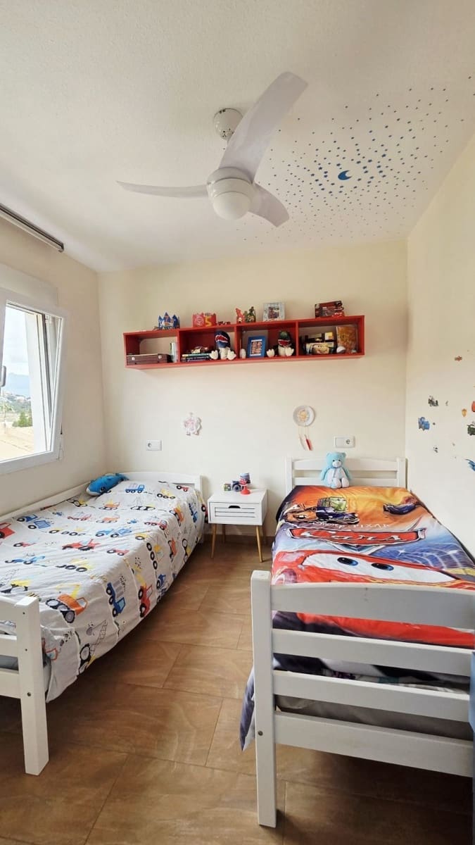 4 chambre Villa/Maison à vendre à La Nucia avec piscine garage - 598 000 € (Ref: 9811199)