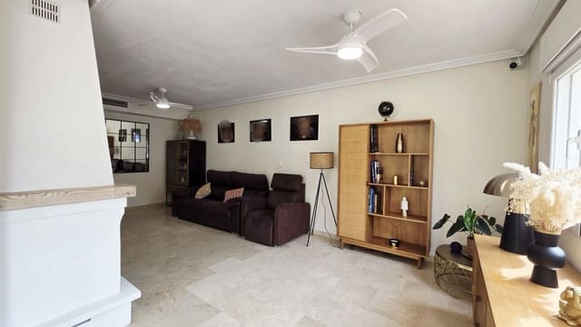 4 chambre Villa/Maison à vendre à La Nucia avec piscine garage - 598 000 € (Ref: 9811199)