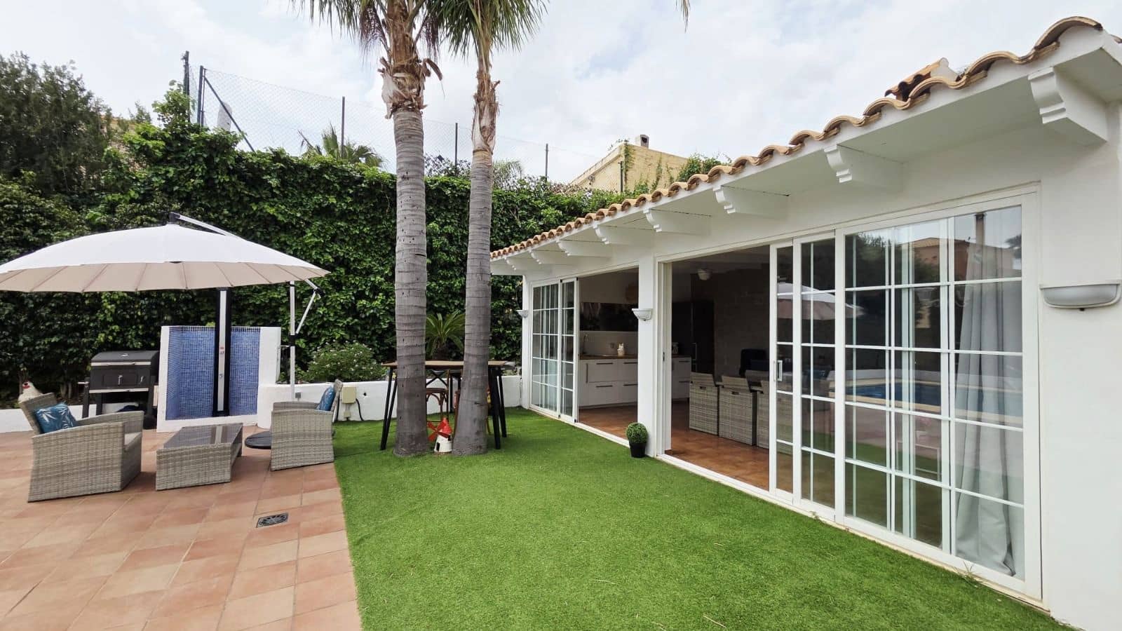 4 chambre Villa/Maison à vendre à La Nucia avec piscine garage - 598 000 € (Ref: 9811199)