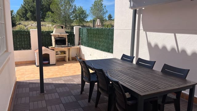 3 bedroom Villa for sale in Polop with pool garage - € 315,000 (Ref: 9850910)