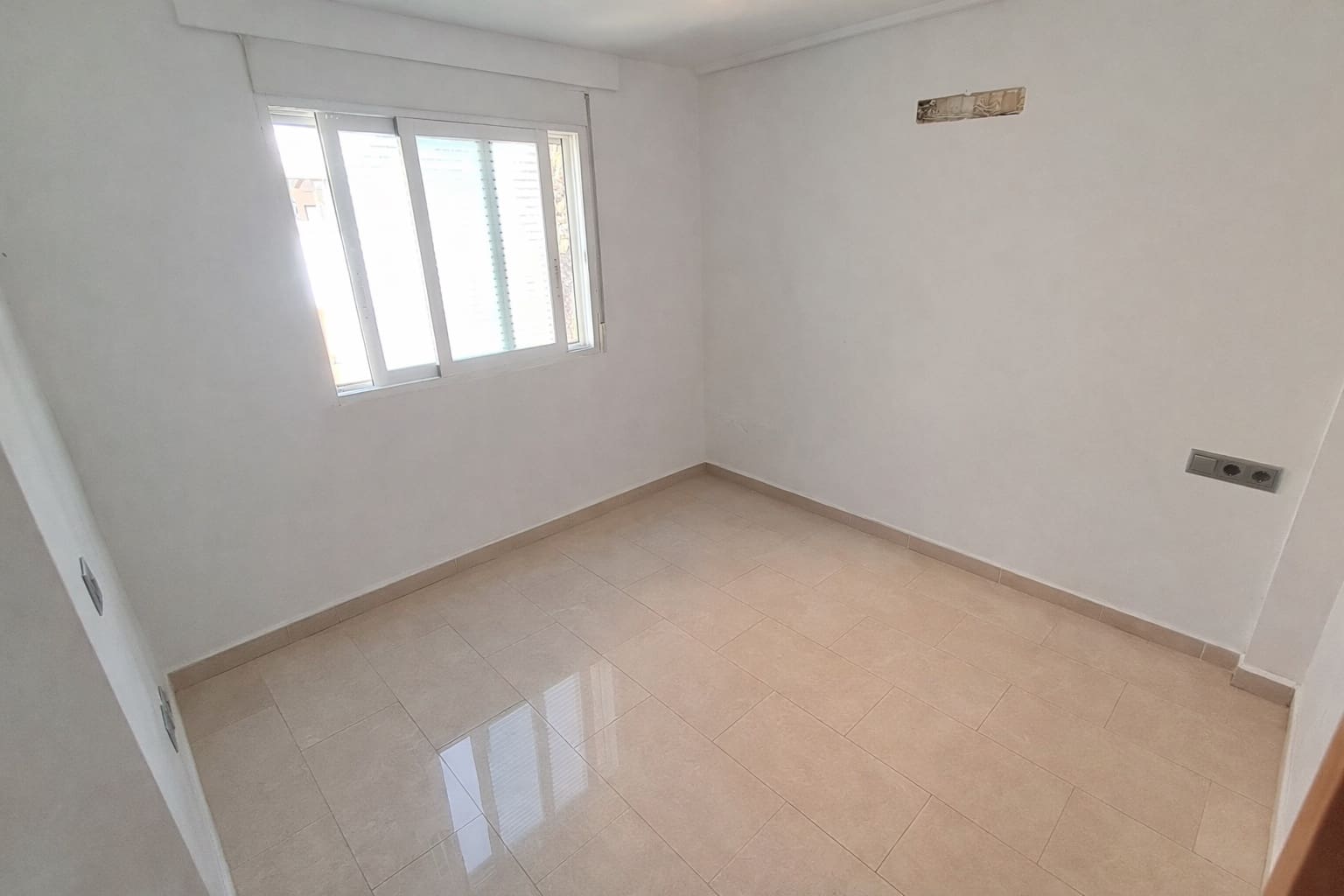 2 bedroom Villa for sale in La Nucia - € 180,000 (Ref: 9861509)