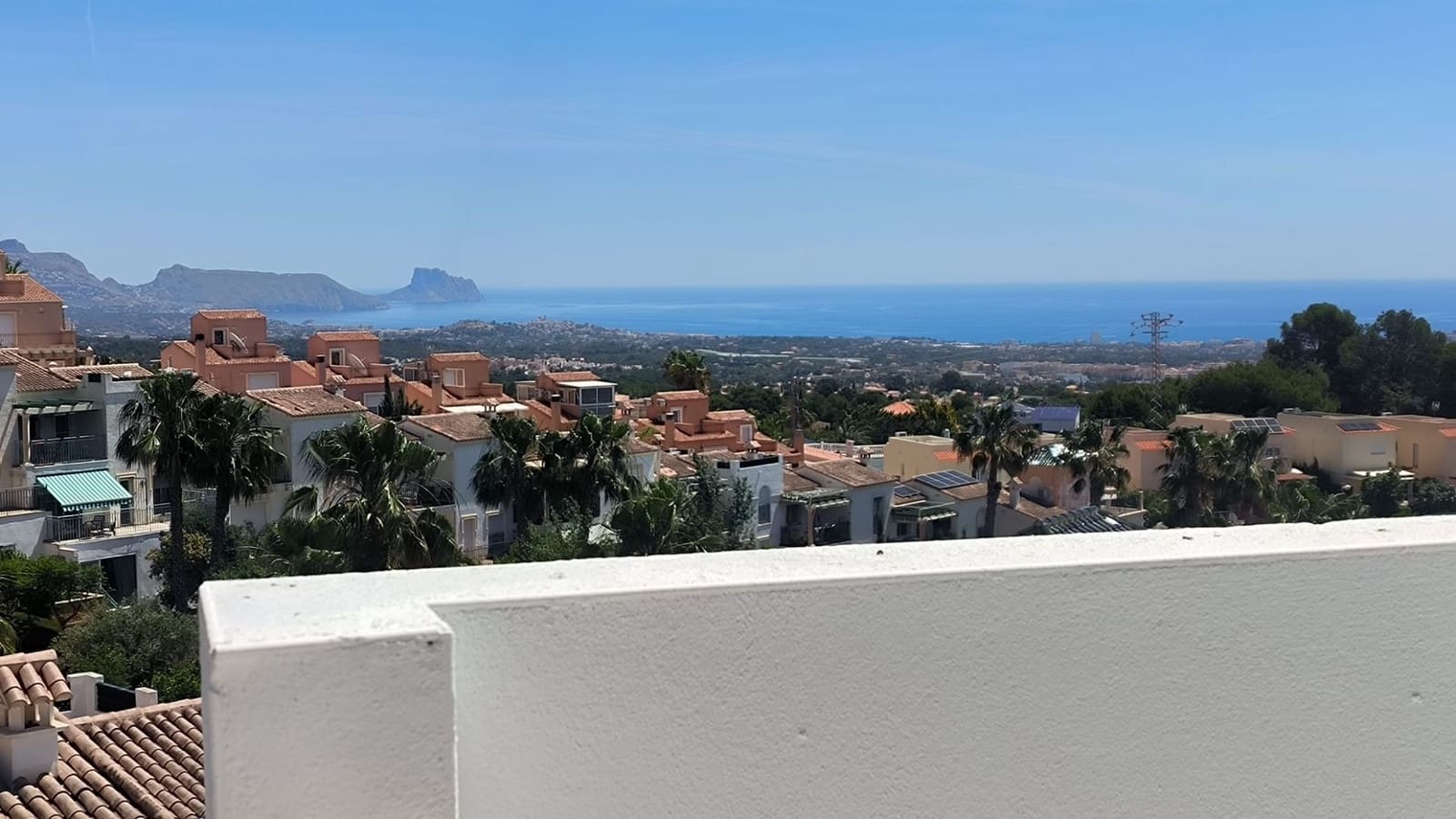 4 Zimmer Villa zu verkaufen in La Nucia mit Garage - 425.000 € (Ref: 9866439)