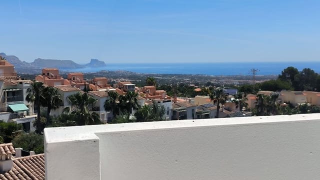 4 chambre Villa/Maison à vendre à La Nucia avec garage - 425 000 € (Ref: 9866439)