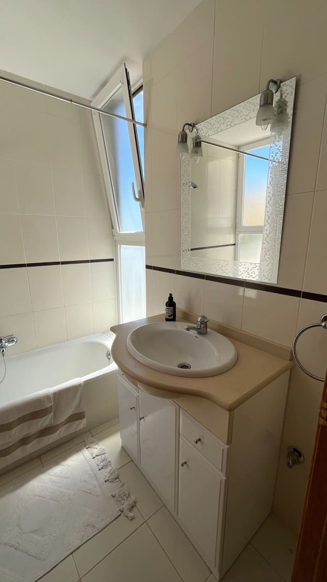 4 Zimmer Villa zu verkaufen in La Nucia mit Garage - 425.000 € (Ref: 9866439)