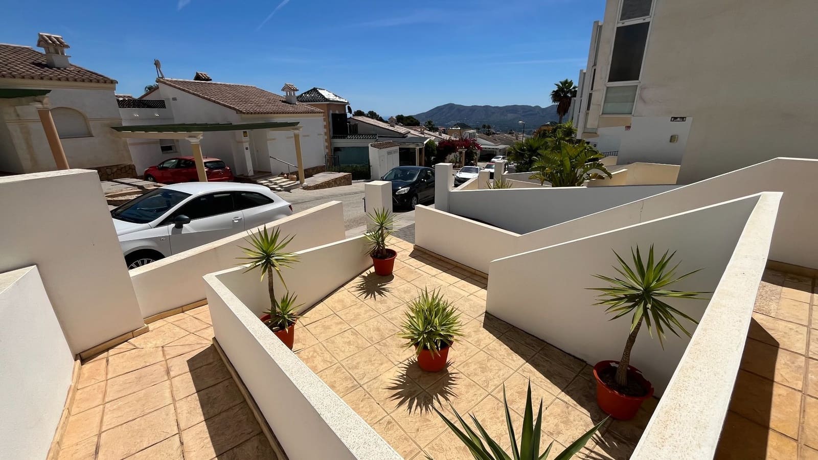 4 Zimmer Villa zu verkaufen in La Nucia mit Garage - 425.000 € (Ref: 9866439)