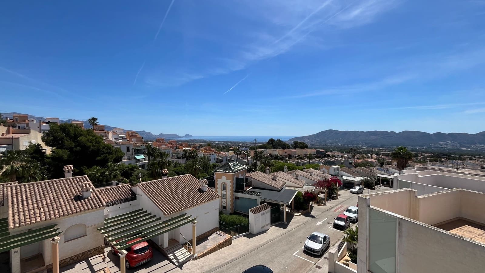 4 Zimmer Villa zu verkaufen in La Nucia mit Garage - 425.000 € (Ref: 9866439)