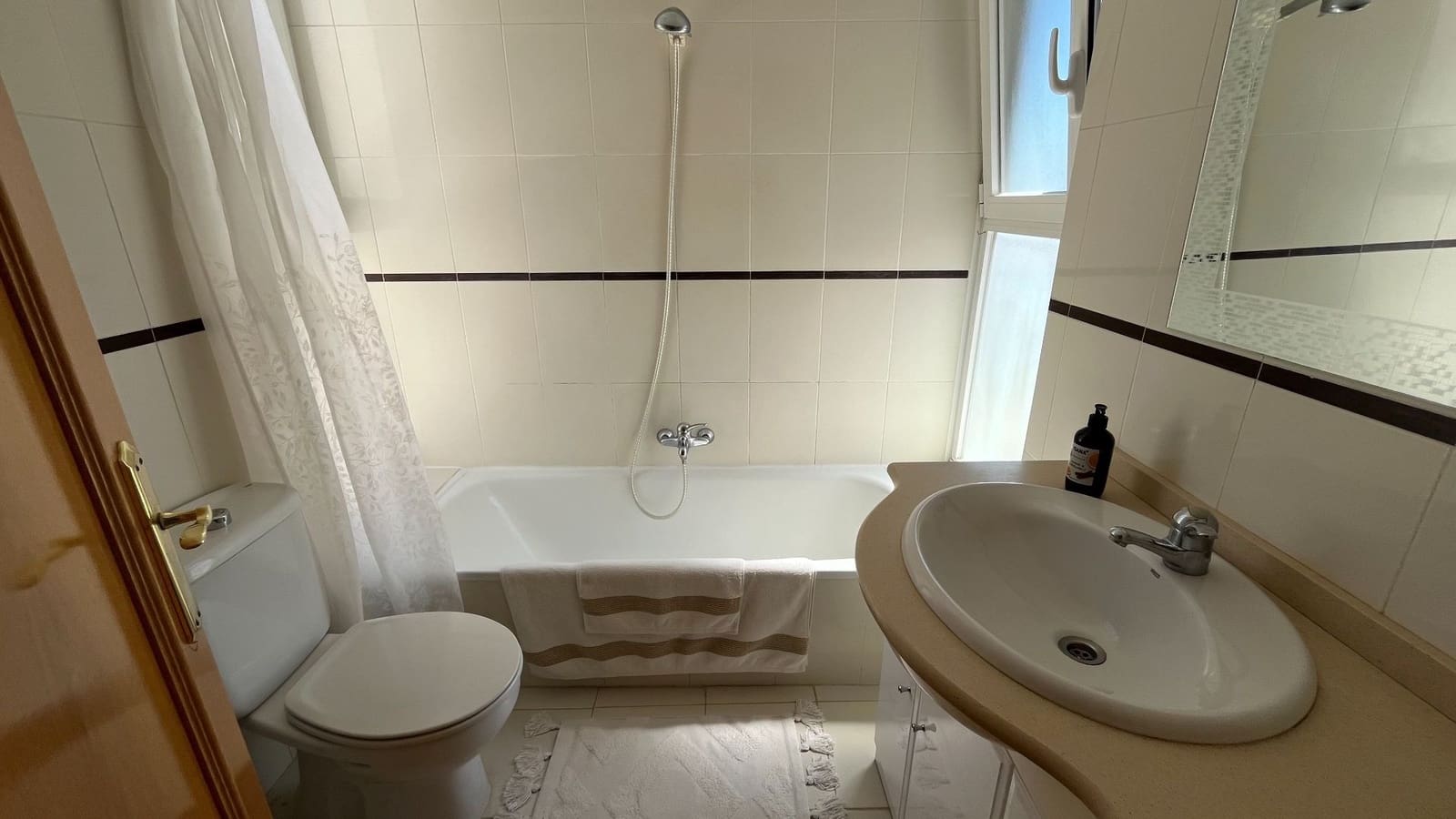 4 Zimmer Villa zu verkaufen in La Nucia mit Garage - 425.000 € (Ref: 9866439)