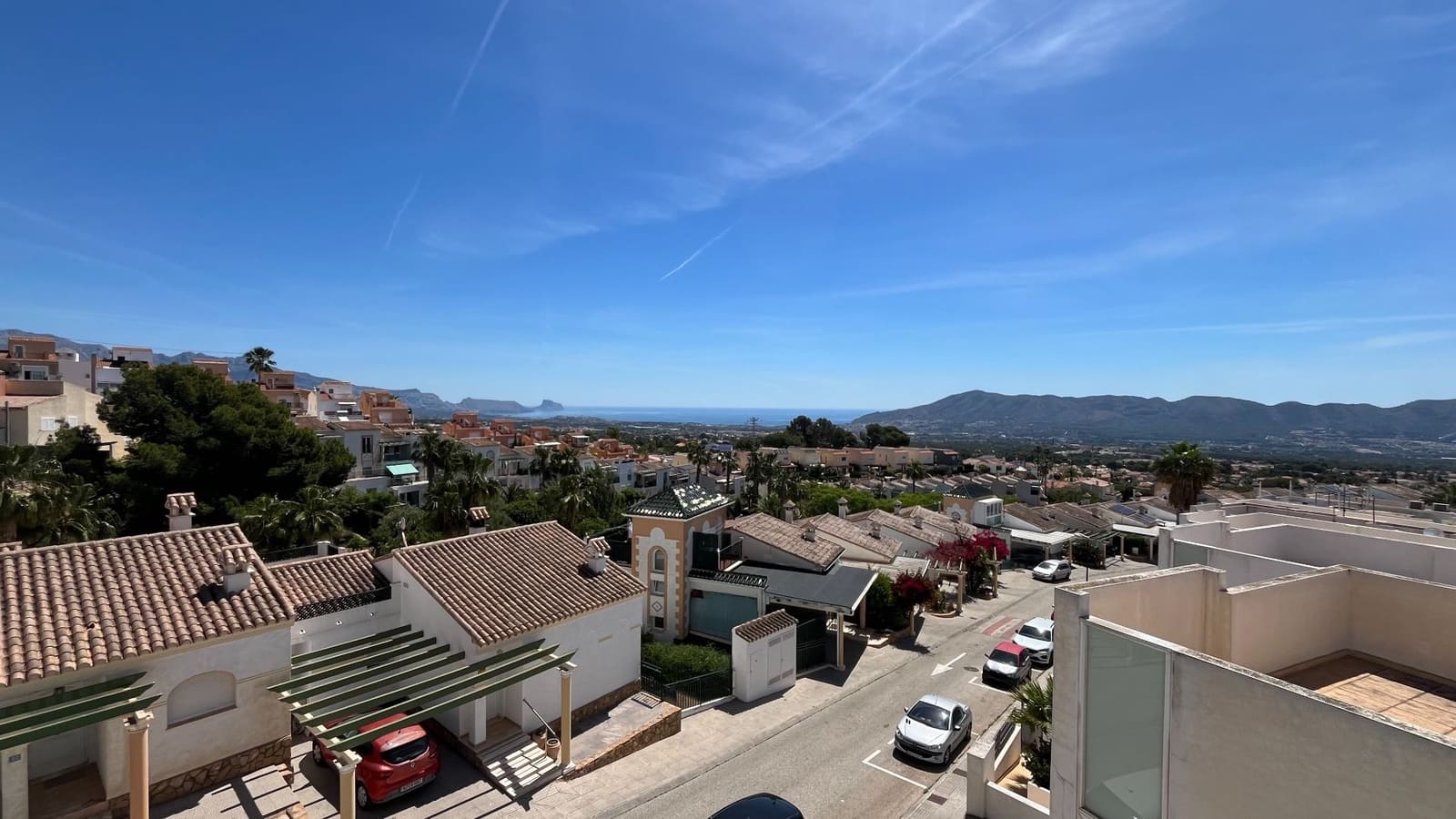 4 Zimmer Villa zu verkaufen in La Nucia mit Garage - 425.000 € (Ref: 9866439)