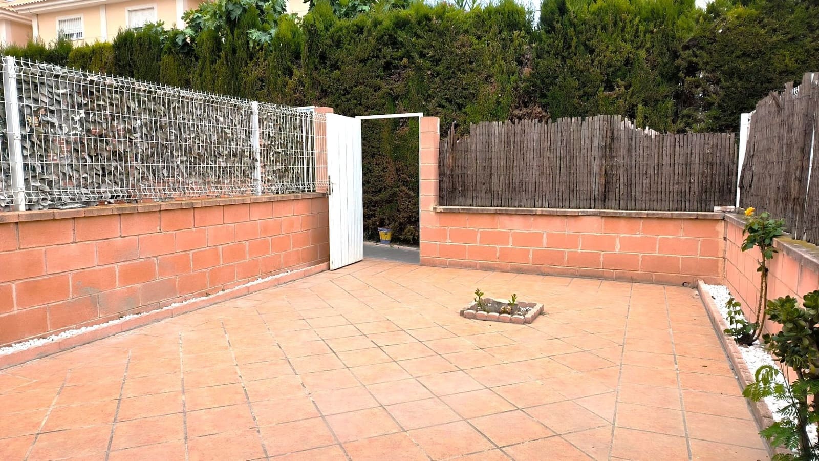 2 chambre Villa/Maison à vendre à La Nucia avec piscine garage - 280 000 € (Ref: 9889699)