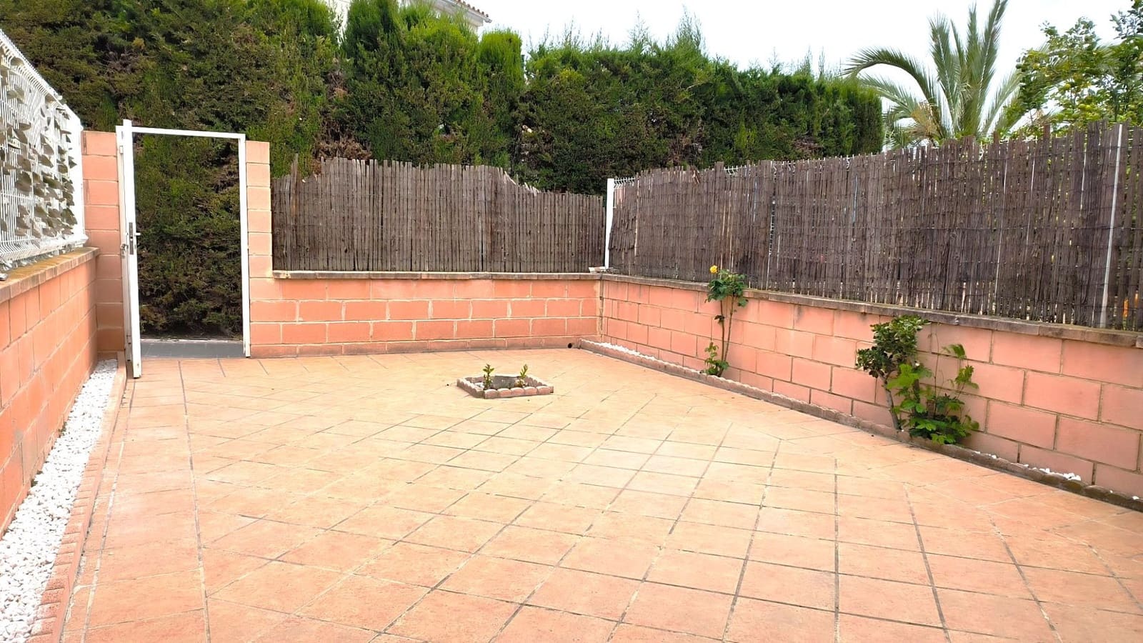 2 chambre Villa/Maison à vendre à La Nucia avec piscine garage - 280 000 € (Ref: 9889699)