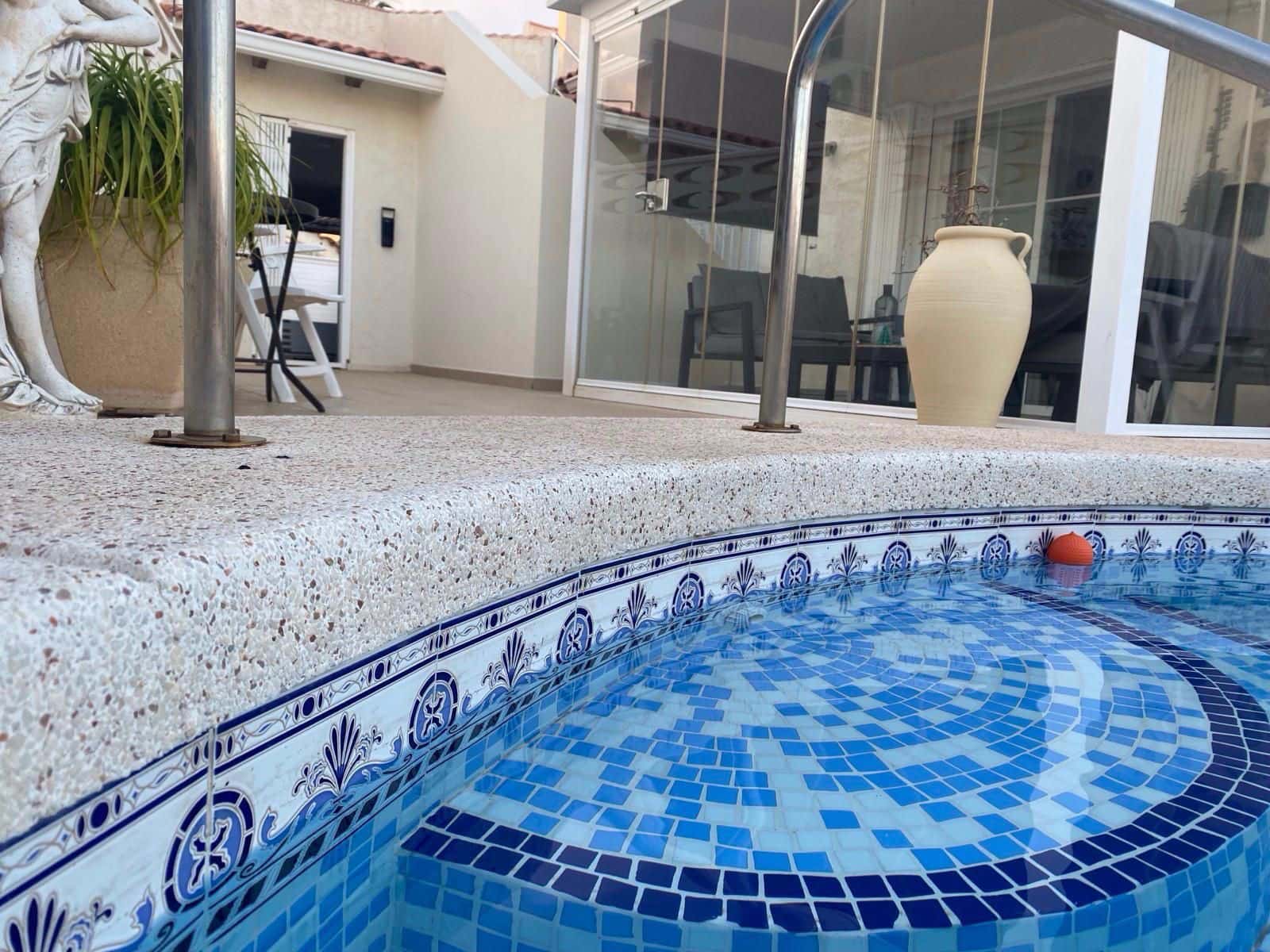 5 slaapkamer Villa te koop in Alfaz del Pi / L'Alfas del Pi met zwembad garage - € 595.000 (Ref: 9919294)