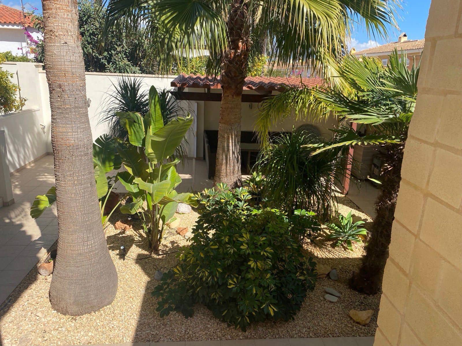 5 slaapkamer Villa te koop in Alfaz del Pi / L'Alfas del Pi met zwembad garage - € 595.000 (Ref: 9919294)