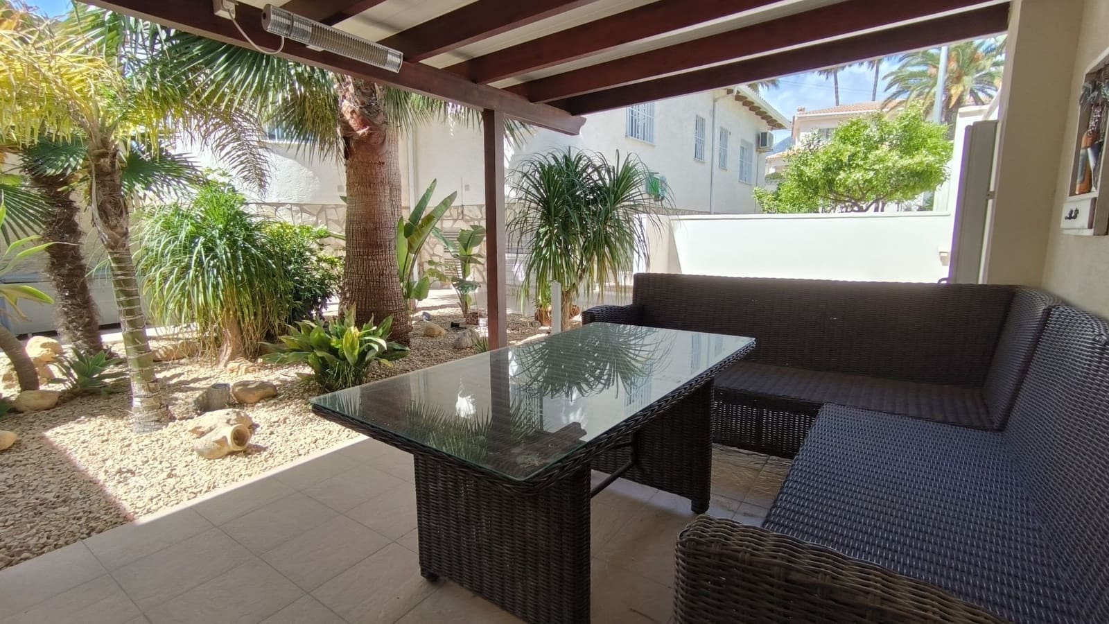 5 slaapkamer Villa te koop in Alfaz del Pi / L'Alfas del Pi met zwembad garage - € 595.000 (Ref: 9919294)