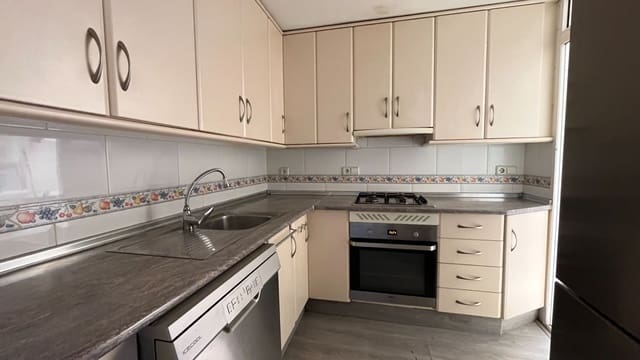 2 soveværelse Lejlighed til salg i Alfaz del Pi / L'Alfàs del Pi med garage - € 195.000 (Ref: 9966079)