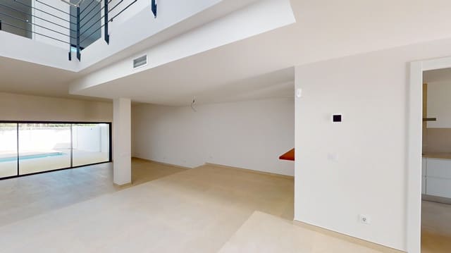 Pareado de 4 habitaciones en San Jose / Sant Josep de Sa Talaia en venta con piscina garaje - 1.190.000 € (Ref: 8939272)