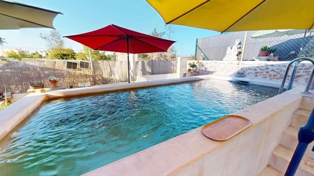 3 sypialnia Dom blizniak na sprzedaż w Miasto Ibiza / Eivissa z basenem - 815 000 € (Ref: 9215846)