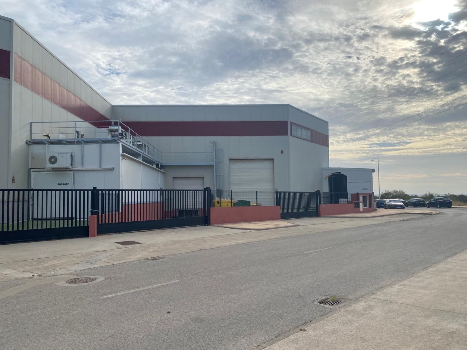 Commercial for sale in El Puerto de Santa Maria - € 2,700,000 (Ref: 10166882)