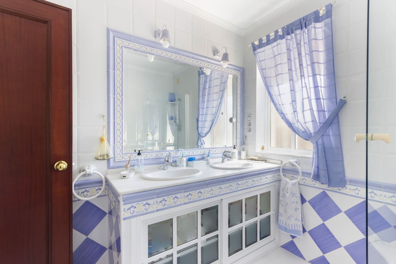 5 chambre Villa/Maison à vendre à El Puerto de Santa Maria avec garage - 550 000 € (Ref: 10166884)
